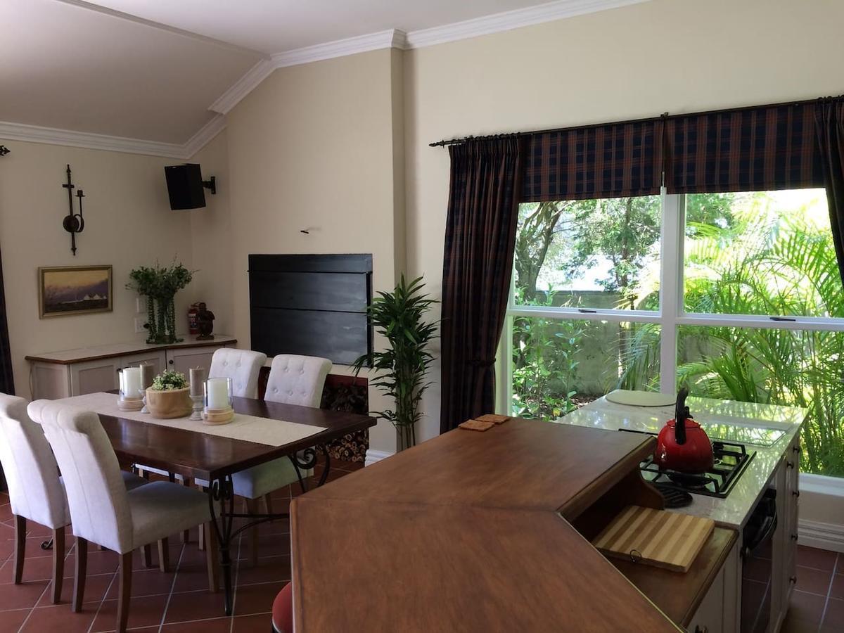 Bed and Breakfast Camelot In Constantia Ciudad del Cabo Exterior foto